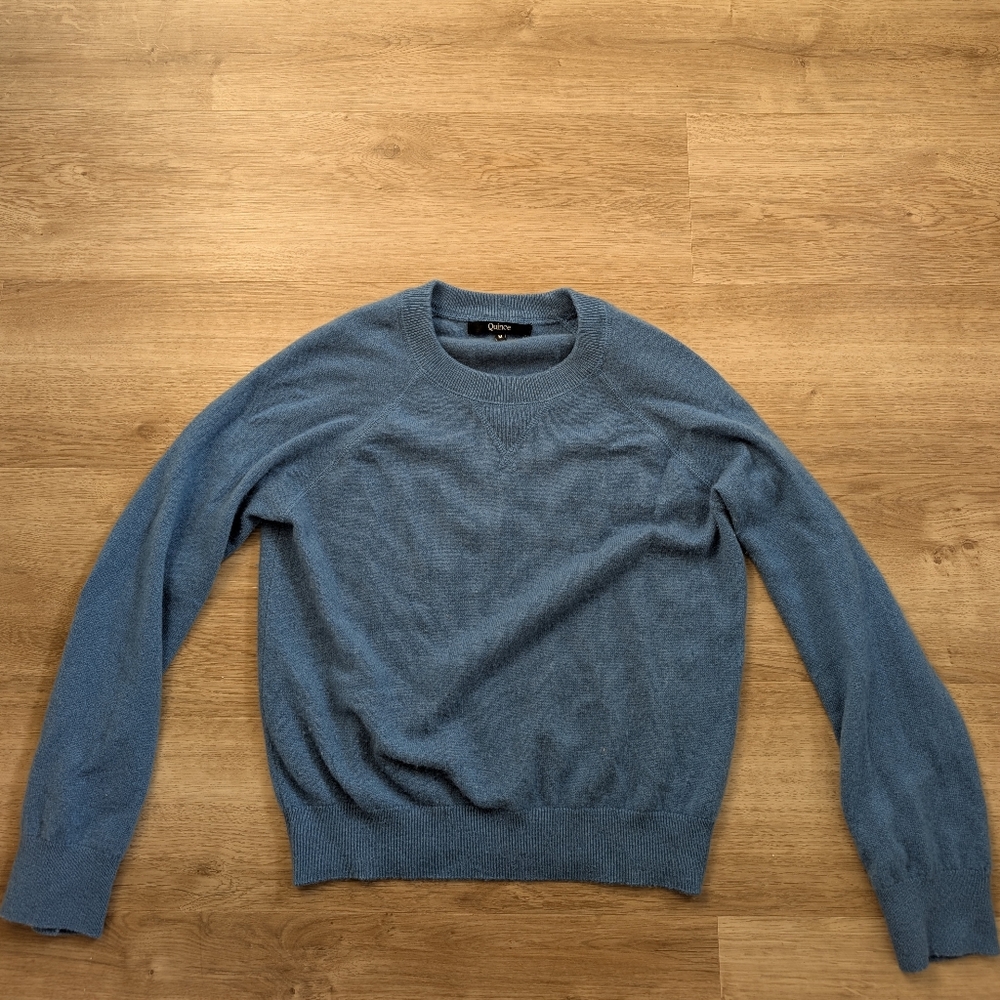 Quince Magnolian Cashmere Size Medium Sweater